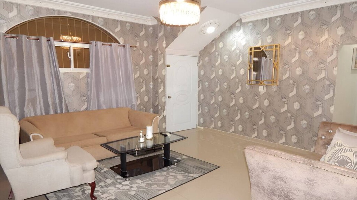 Bani Apartment | Down Town Beatifull Apartament
