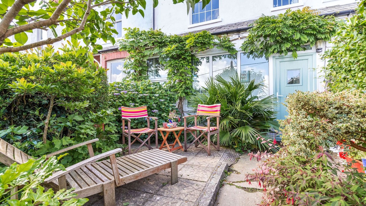 West Looe Cottage | DOWNLEA, pet friendly, character holiday cottage in Looe