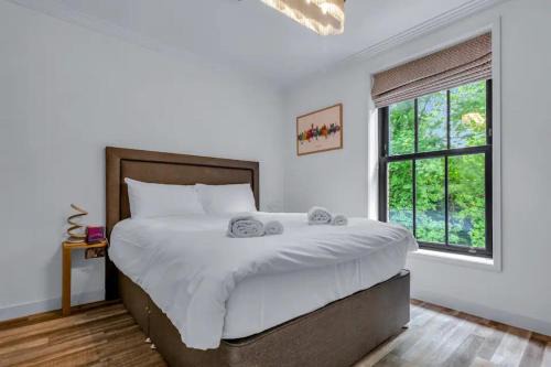 Petham Apartment | Downs View a Tranquil Space for Two Pass The Keys