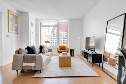 Chinatown Apartment | Downtown 1BR w Gym WD nr S Station BOS-619