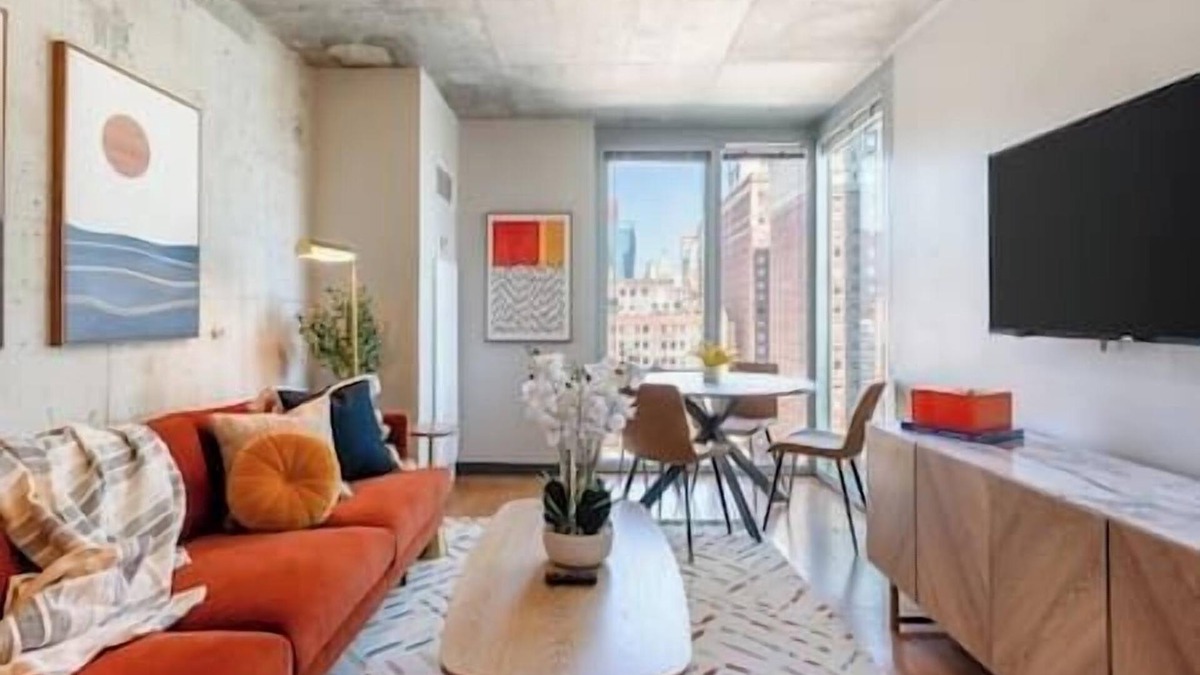 South Loop Condo | Downtown 2bd #4 - Near Grant Park, Museums, Lake