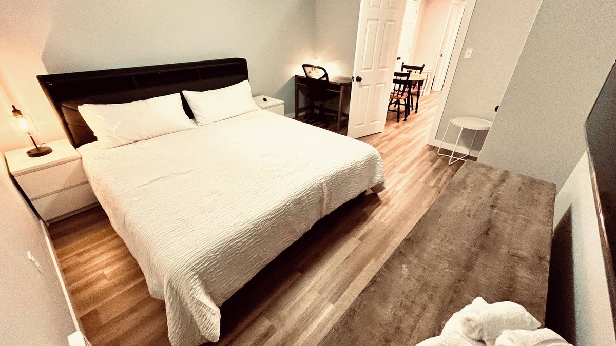 Charlottetown Apartment | Downtown-2BR APT-King-Parking-WiFi7