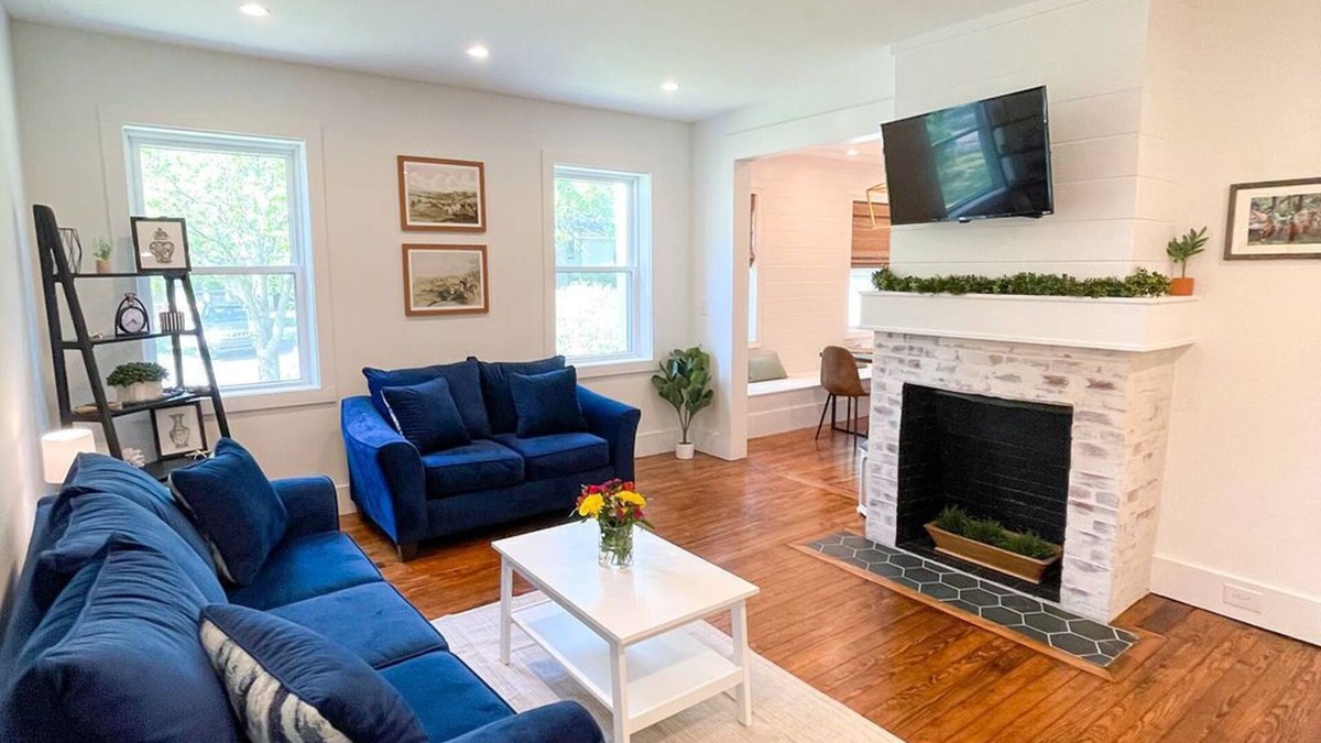 Aiken House | Downtown Aiken- The Collins Property