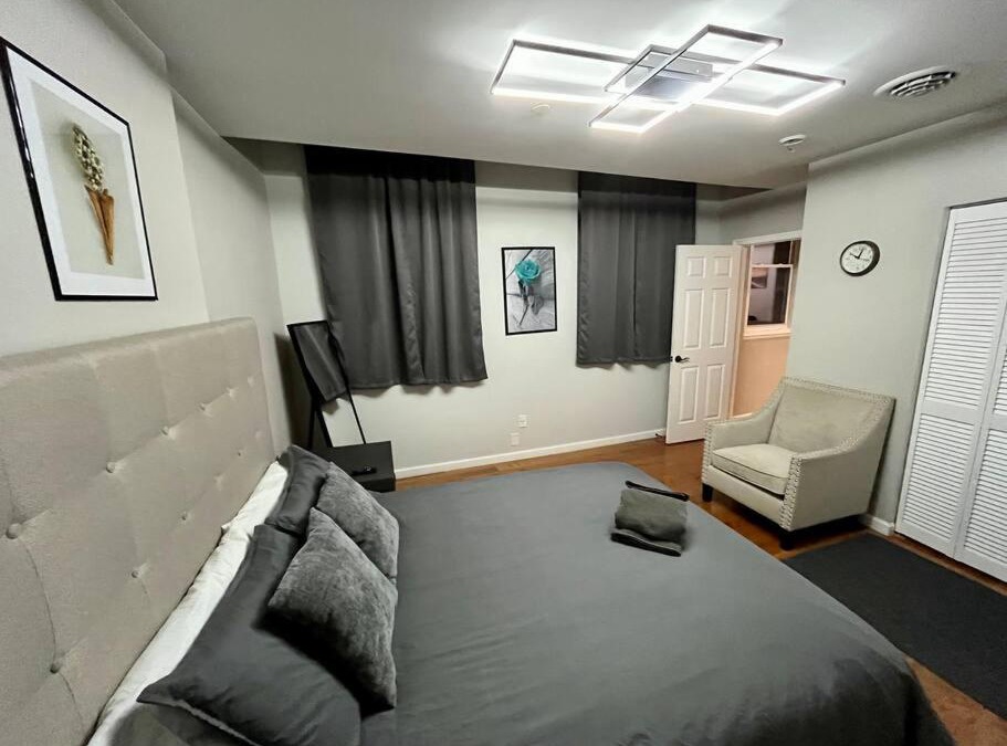 Downtown Albany Apartment | Downtown Albany 1 Bed + Workstation @ Maiden Lane
