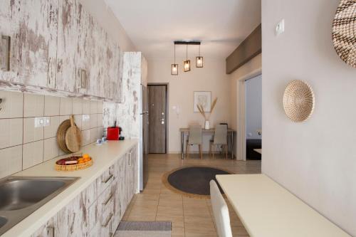 Loutra Edipsou Apartment | Downtown Apartment
