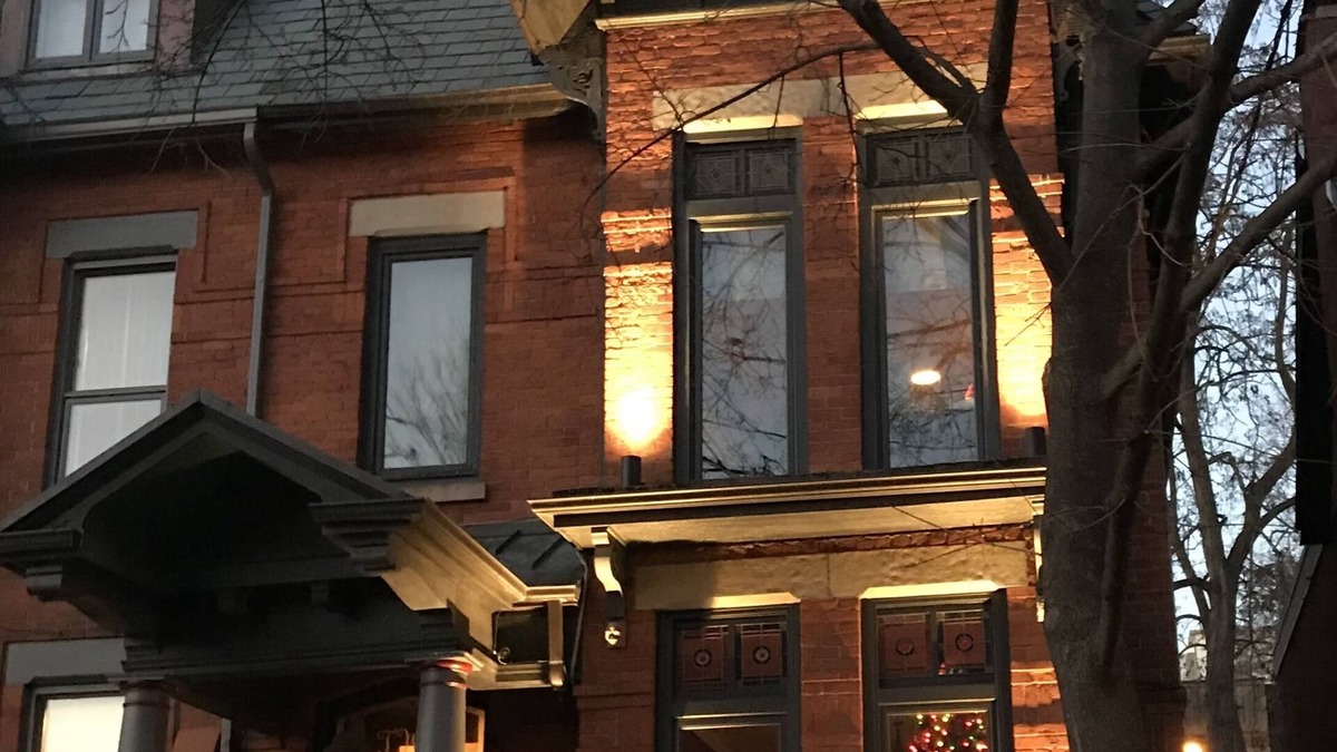 Cabbagetown Apartment | Downtown Apartment in Historic Cabbagetown