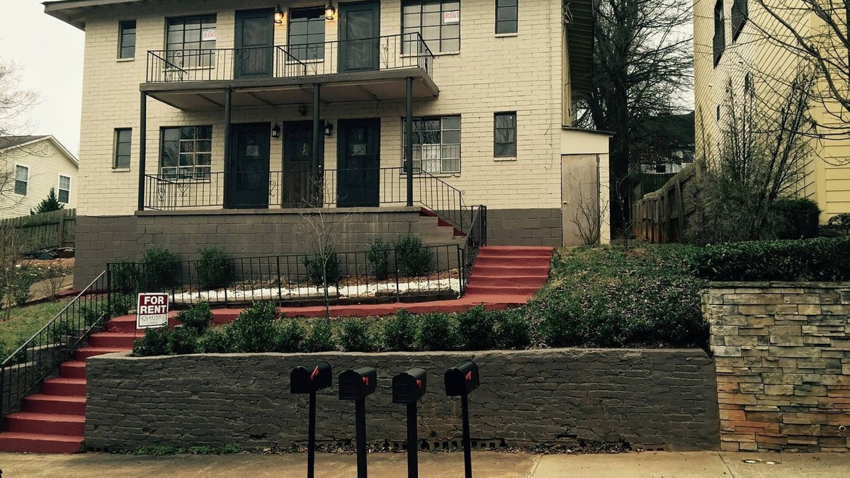 Mechanicsville Apartment | DOWNTOWN AT CUTE AND COZY