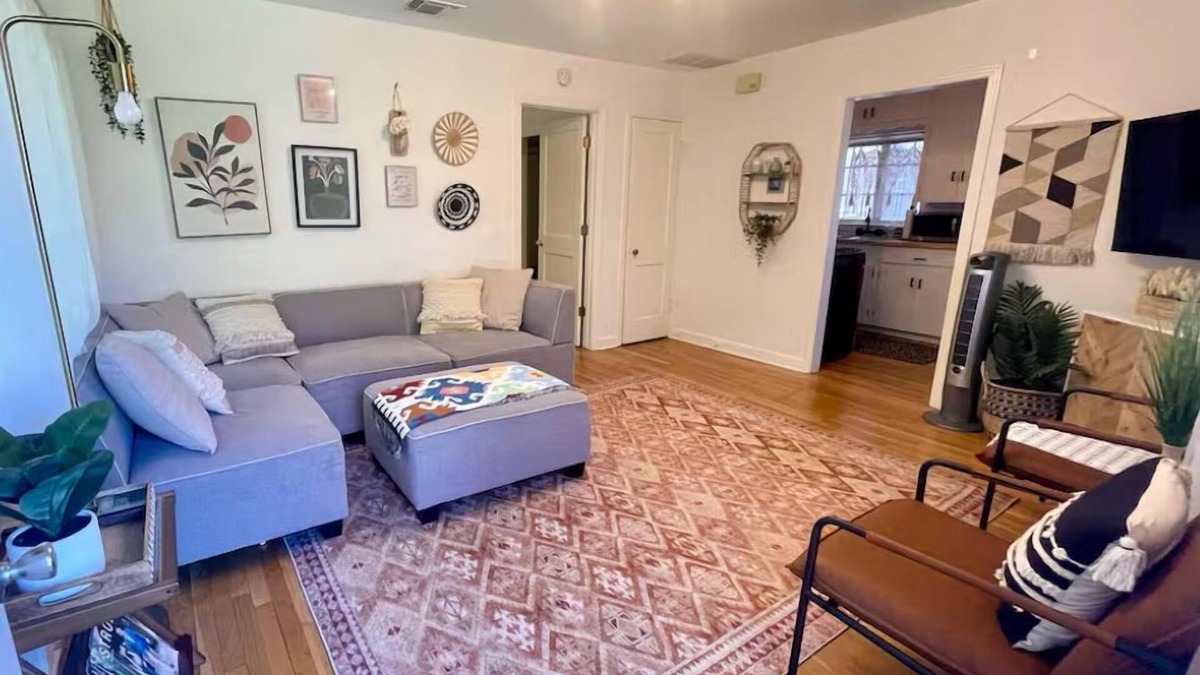 Westfield House | Downtown ATX! Deep Eddy Bungalow #B