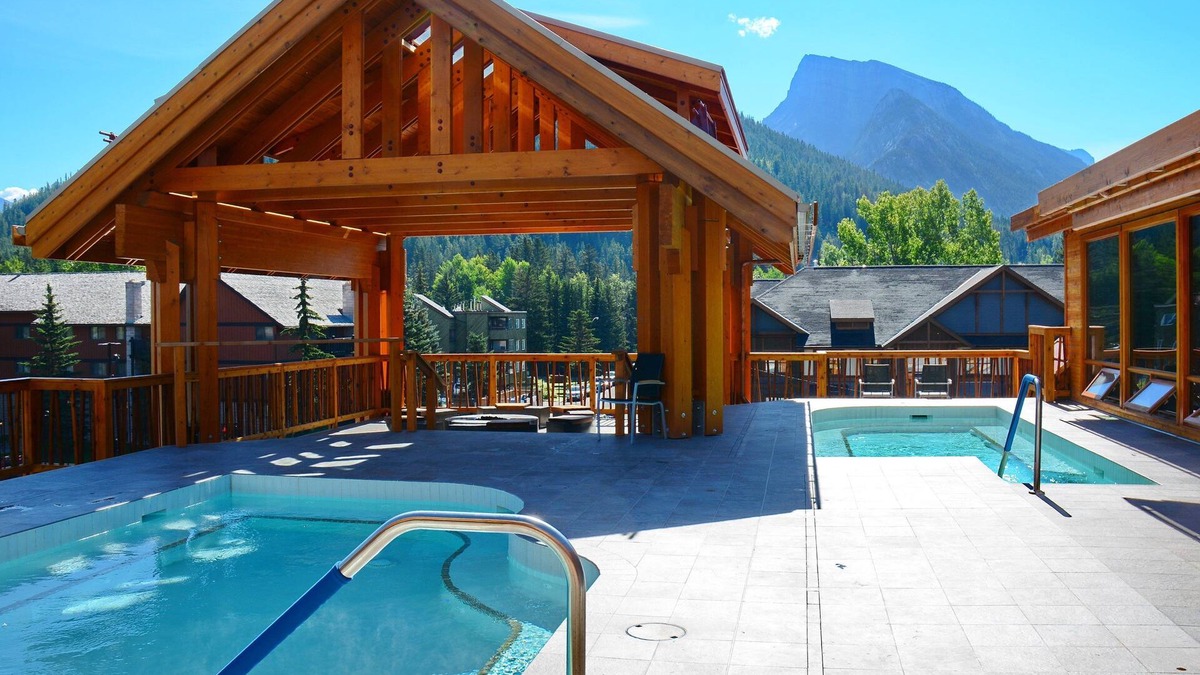 Banff Apartment | Downtown Banff | Balcony + Rooftop Hot Pools
