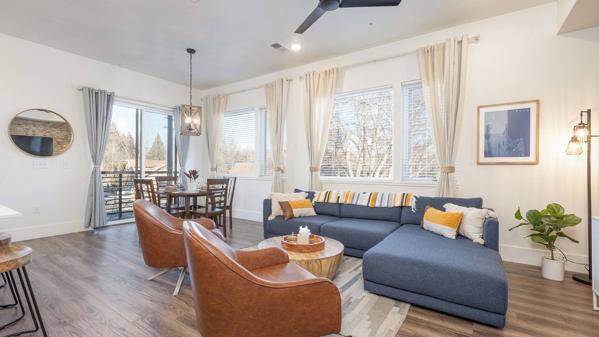 Veterans Park Condo | Downtown Boise, BSU, Adventures!