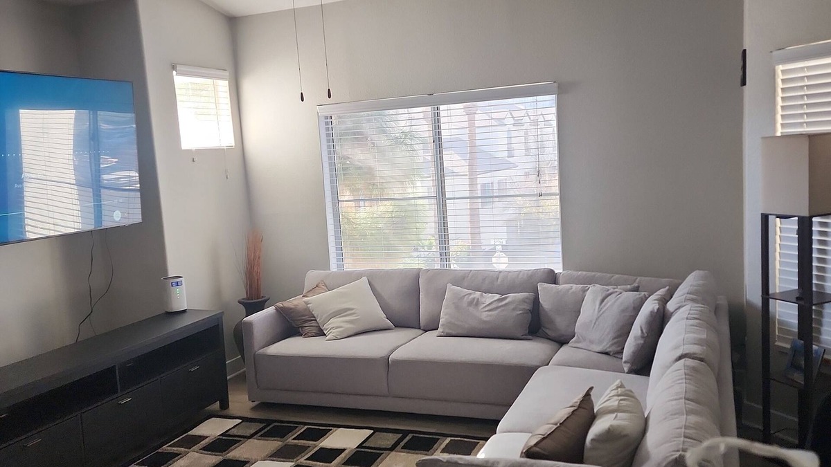 Evans Churchill Apartment | Downtown Cactus Diamond