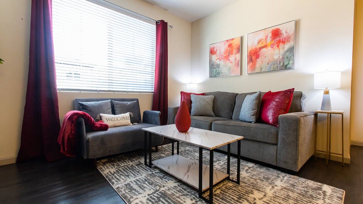 Camarillo Apartment | Downtown Camarillo*3 Resort like Pools*3 Fitness Ctrs*EVChargers*Gated*SelfChkIn
