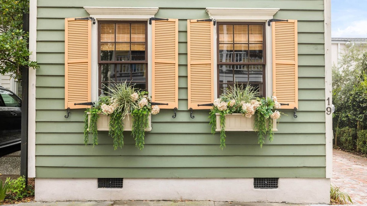 Harleston Village House | Downtown Charleston Peninsula Home