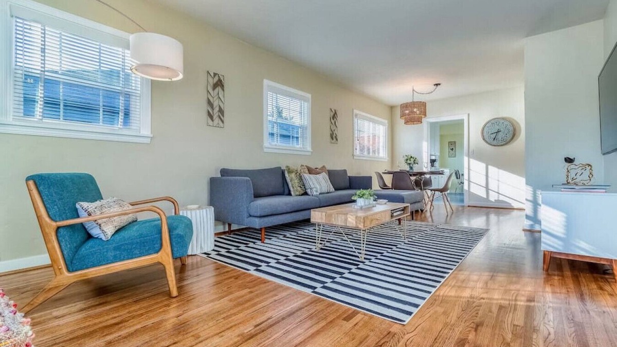 Walla Walla House | Downtown Charmer · Downtown Charmer, cozy cottage for up to 4 people