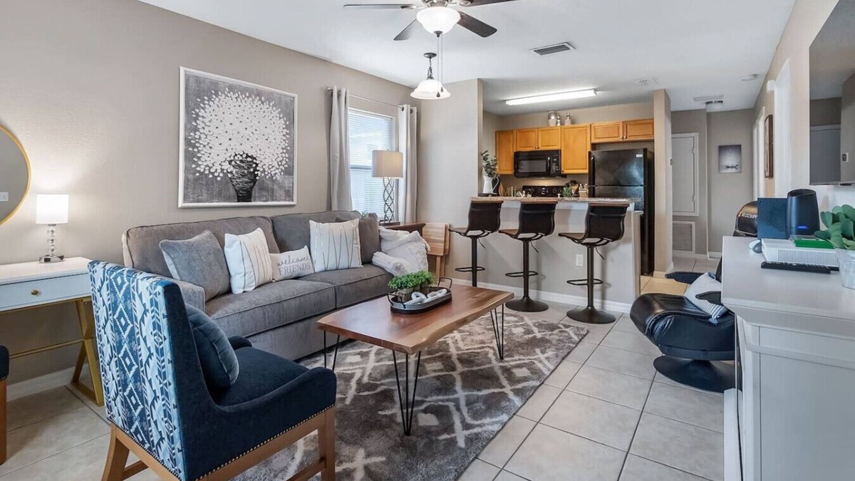Clermont Apartment | Downtown Clermont Champions Retreat 599
