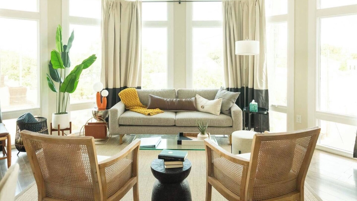 Old West Broad Neighborhood Apartment | Downtown, contemporary, 2 bedroom, Roof Terrace! 3B