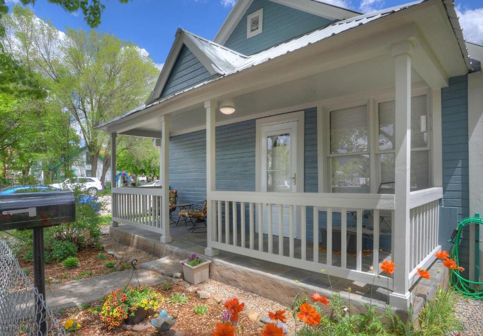 Historic Downtown Durango House | Downtown Cottage