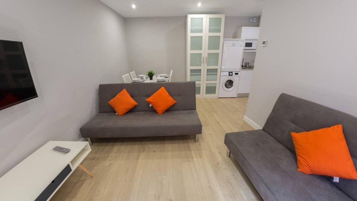 Toledo City Center Apartment | Downtown cozy apartment 0.1 mi from public parking and Zocodover Square!