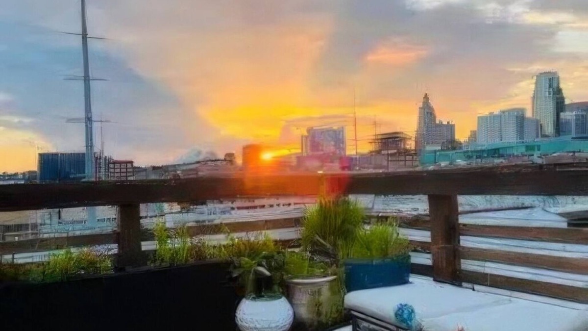 Crossroads Arts District Condo | Downtown Crossroads KC Art Loft