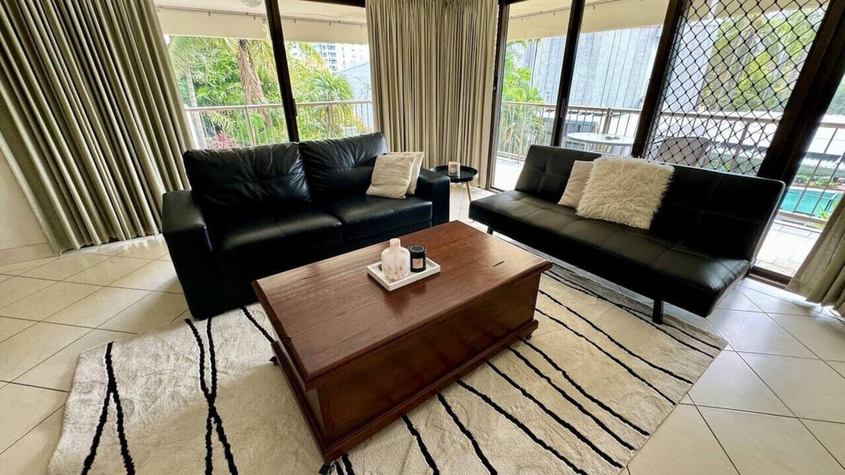 Darwin City Centre Apartment | Downtown Delight: 2BR Getaway + Pool