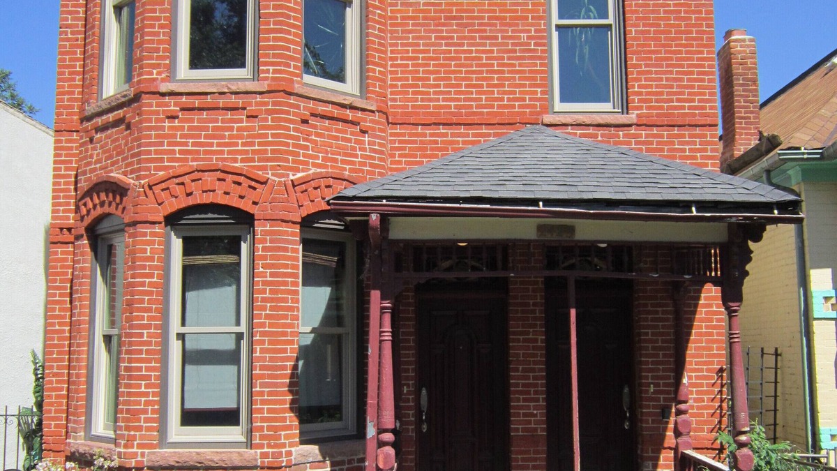 Five Points Apartment | Downtown Denver Victorian Italianate 2-Bedroom Apartment