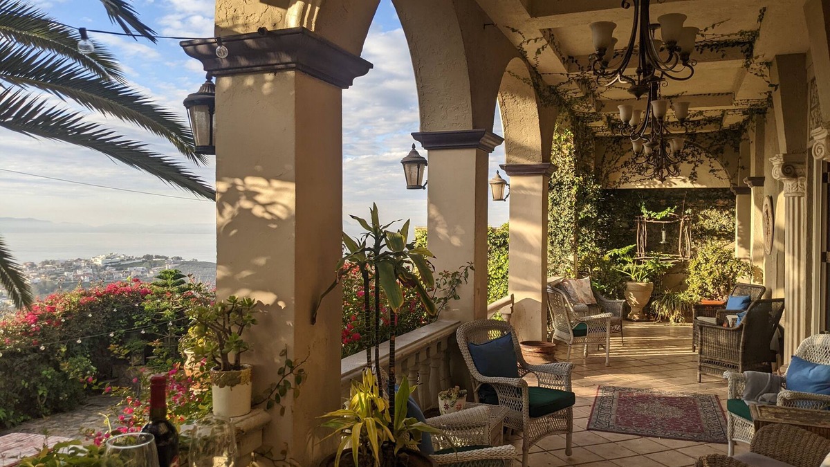 Bellavista House | Downtown Ensenada Mountaintop Views for Big Groups