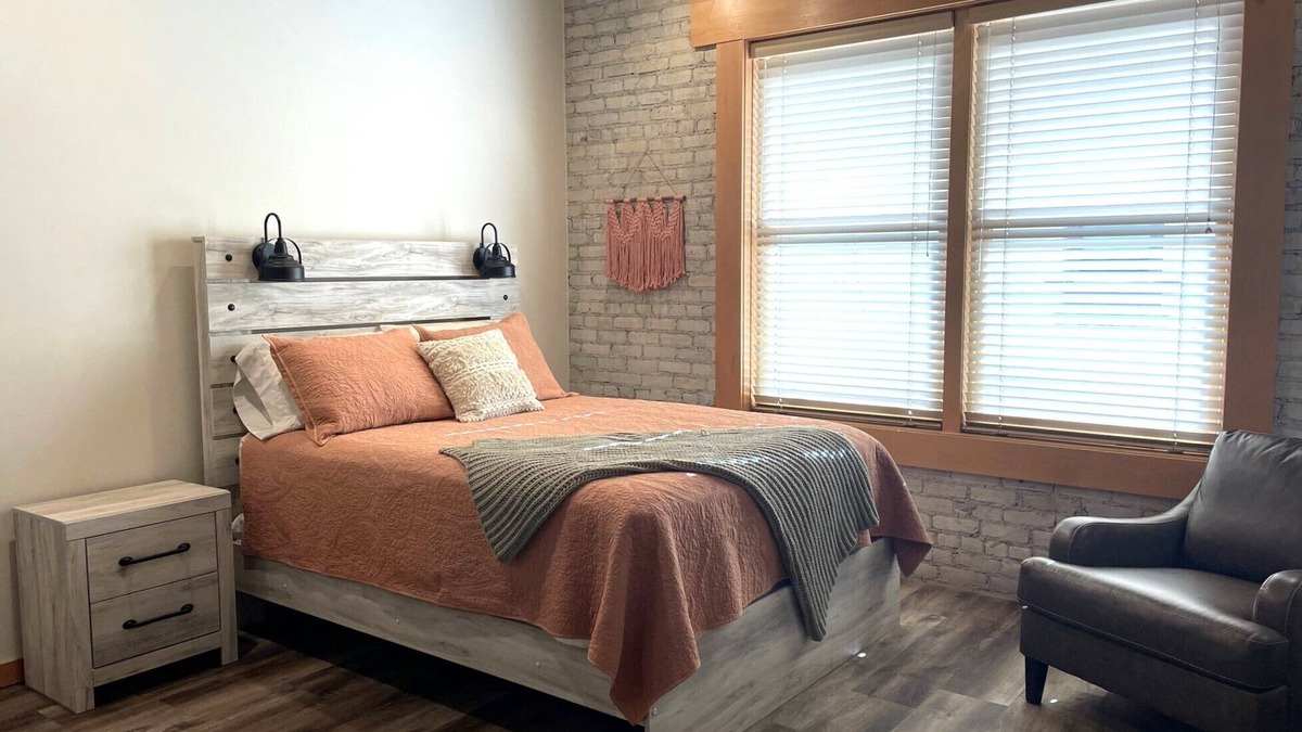Fargo Apartment | Downtown Fargo- Historical Building- Pet Friendly!