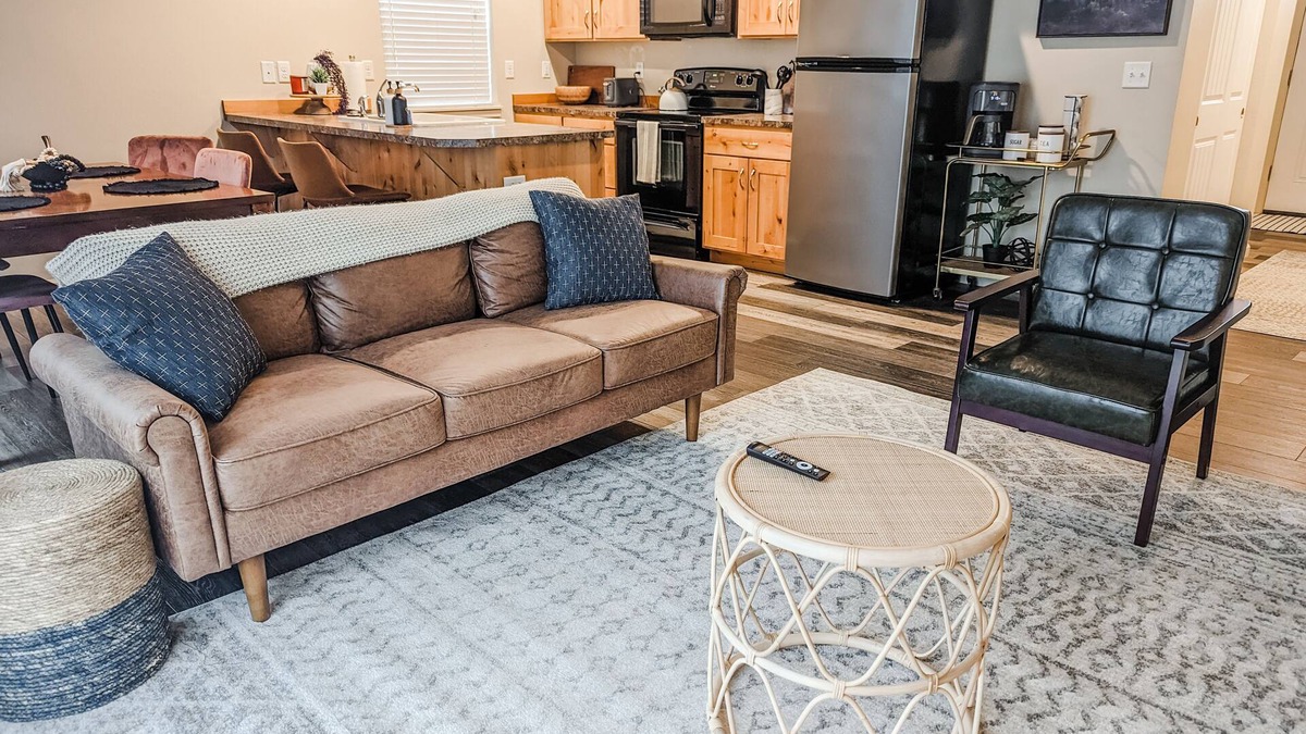 Philomath House | Downtown Getaway close to Corvallis