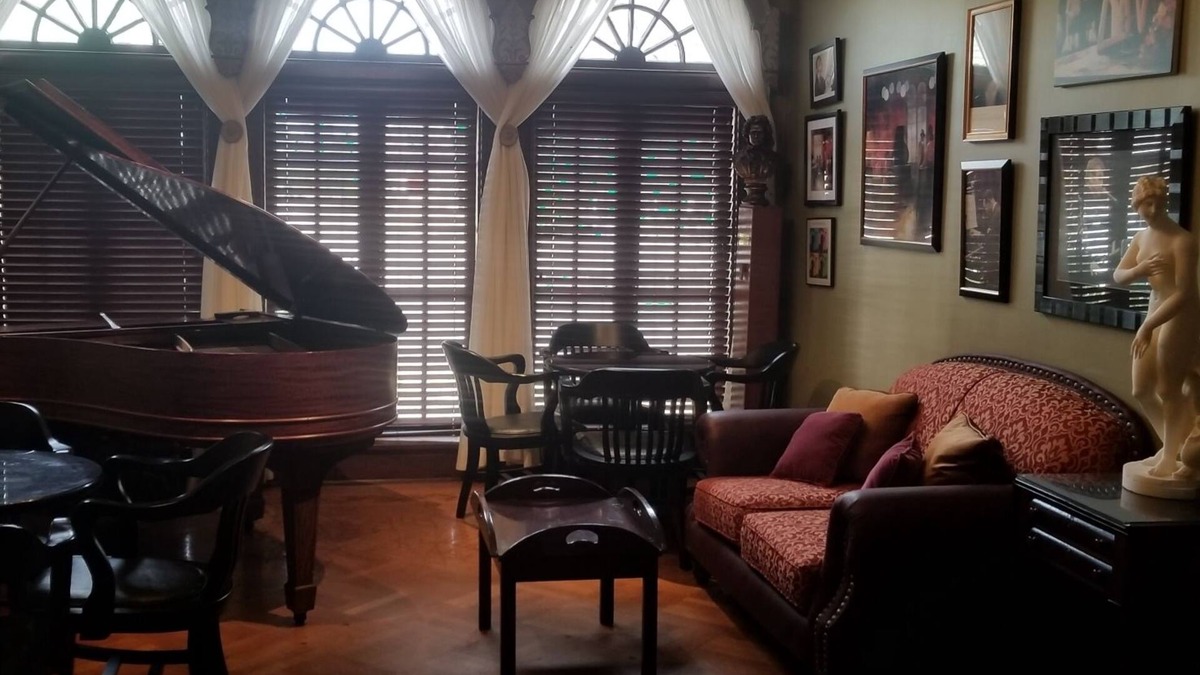 El Dorado Hotel | Downtown Guest Quarters Hotel