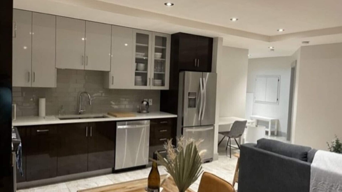 Downtown Halifax Apartment | Downtown Halifax 1 Bed, 1 Bath suite with parking