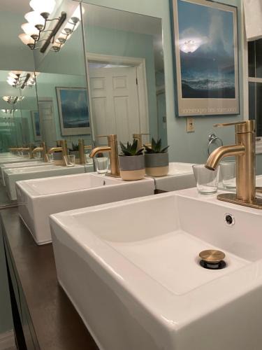 South End House | Downtown Halifax suites