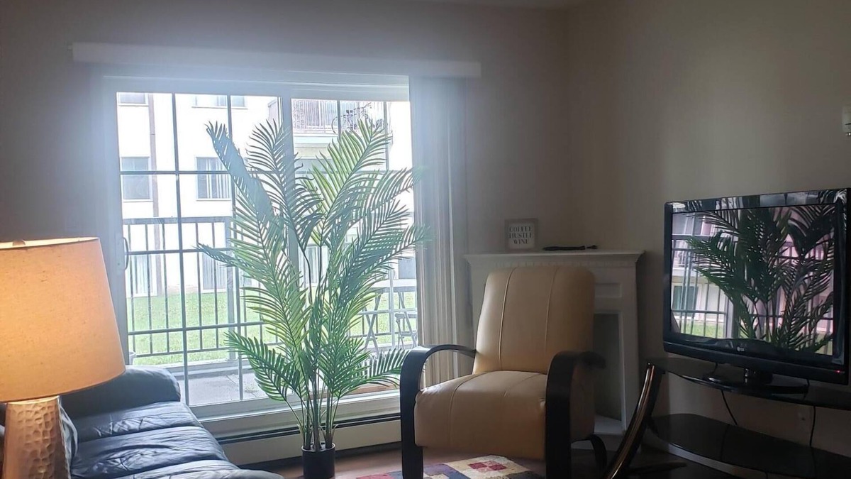 Fort McMurray Condo | Downtown Hideaway
