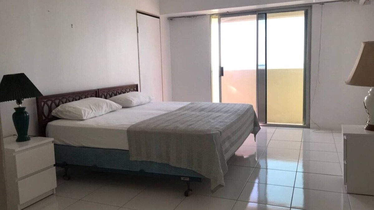 Kingston Apartment | Downtown Kingston Waterfront 2 Bed Apartment