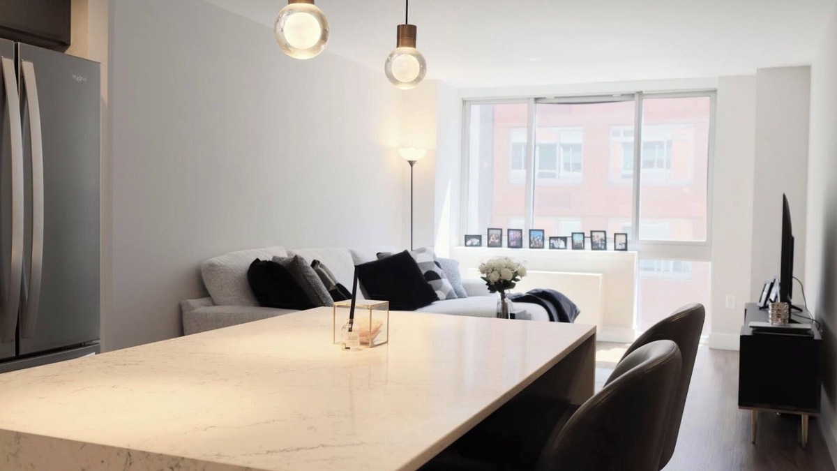 Bowery Apartment | Downtown Luxurious 1-Bedroom Apartment - Incredible Location