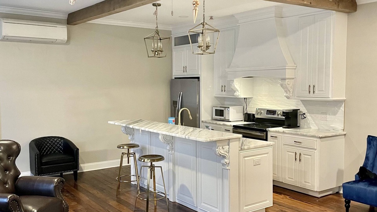 Crowley Apartment | Downtown luxury apartment