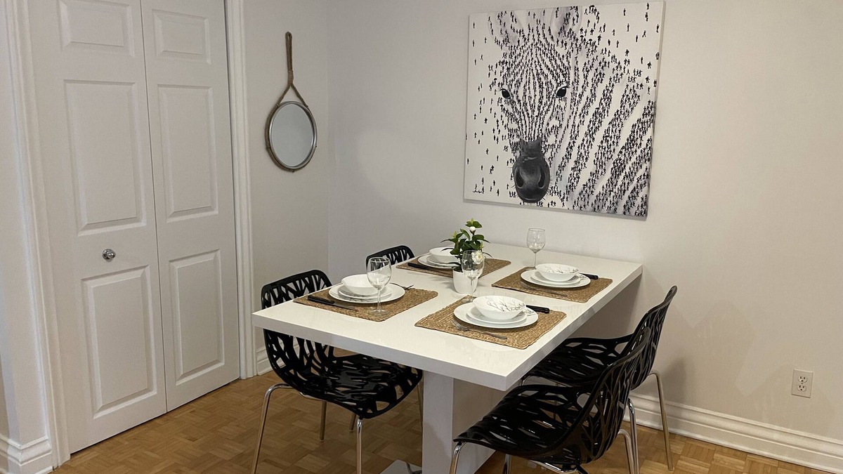 Ville-Marie Condo | Downtown Montreal condo, so close to everything your heart desires yet quiet!