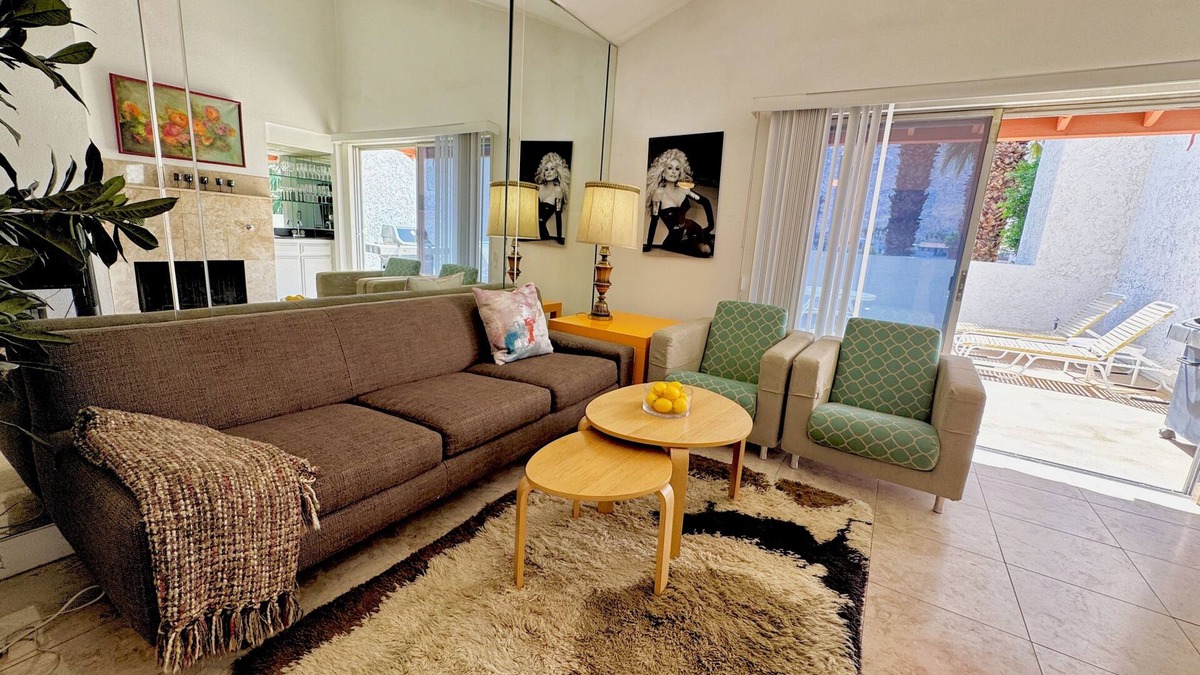 Baristo Condo | Downtown Mountain View Condo with Private Patio and Vaulted Ceilings