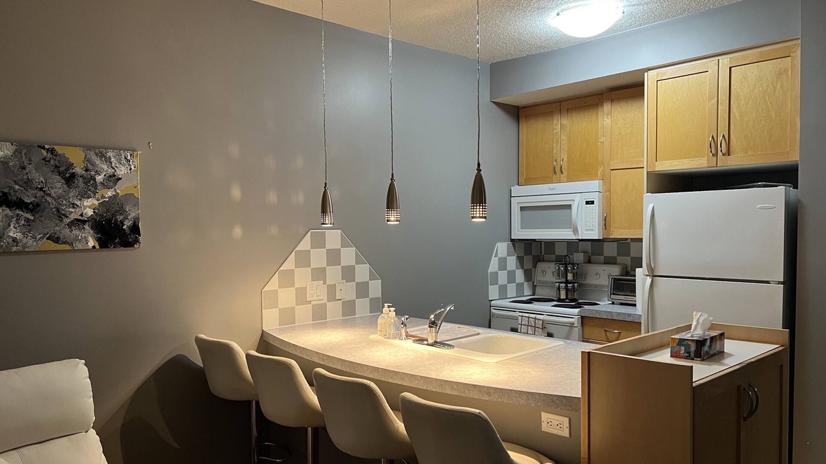 Connaught Apartment | Downtown oasis apartment