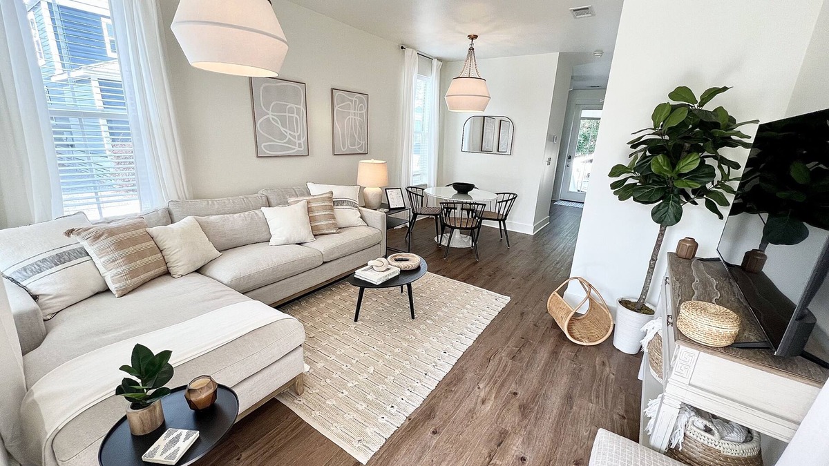 Ocean Springs Cottage | Downtown Ocean Springs Cottage with Golf Cart