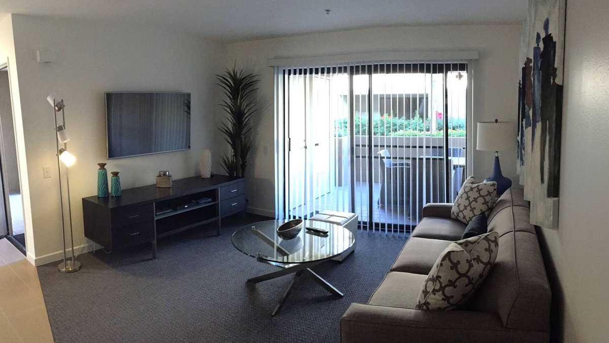 Downtown Palm Springs Condo | Downtown Palm Springs Condo - Plaza Villas - 1 Bed/1 Bath