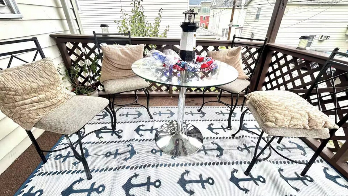 Pittston Apartment | Downtown Pittston I Laundry TVs Near Hospitals