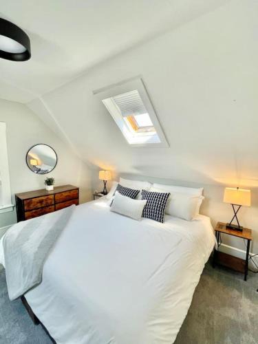 Portsmouth Apartment | Downtown Portsmouth 2 Bedroom 2 King Beds