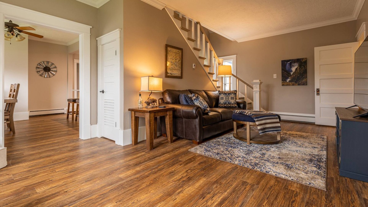 Powell House | Downtown Powell Place- Recently remodeled home in downtown Powell