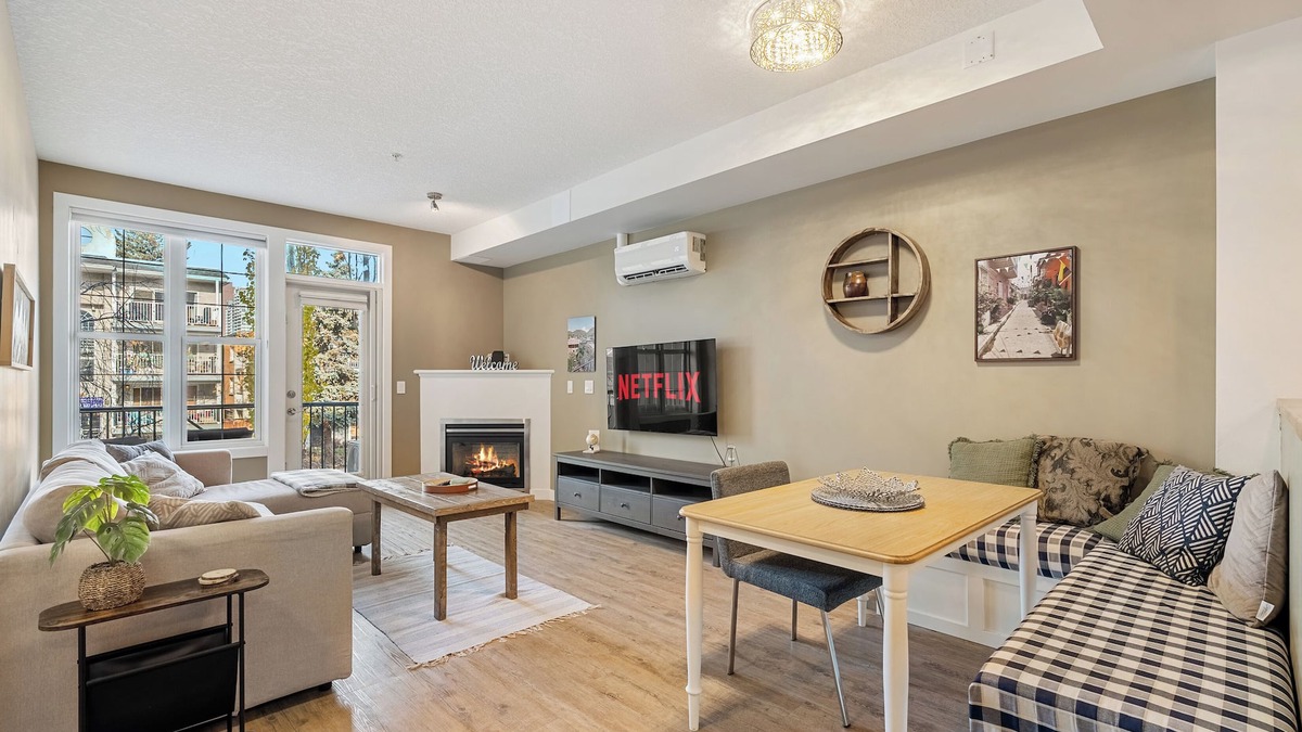 Mission District Condo | Downtown River Condo: AC, near Saddledome, Free Underground Parking