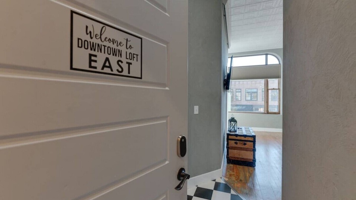 Spearfish Apartment | Downtown Spearfish Loft East