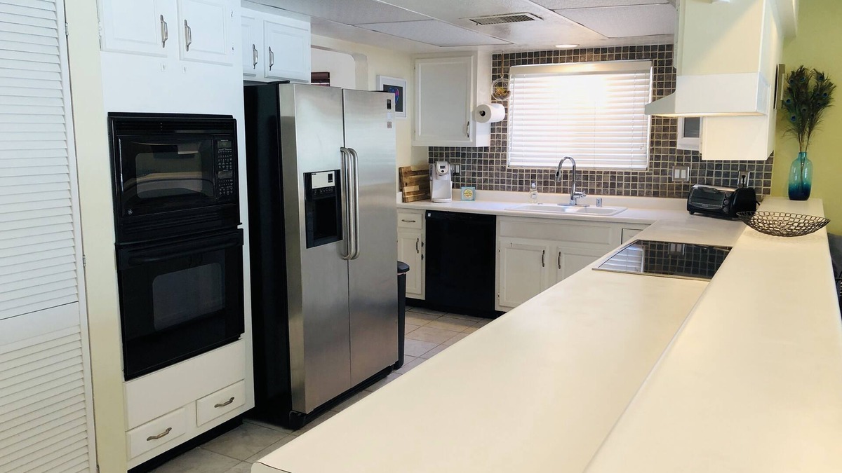 Las Vegas House | Downtown Strip Oasis - 30 day min. stays