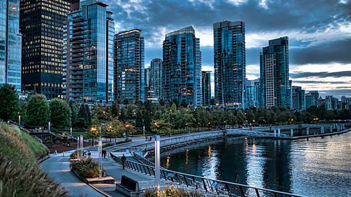 Coal Harbour Condo | Downtown Vancouver 2 Bedroom 2 bathroom Condo with Views in Coal Harbour