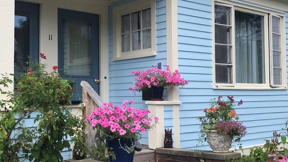 Bar Harbor Apartment | Downtown, walk to shops, eats, shuttle bus, library, Historic Shore Path