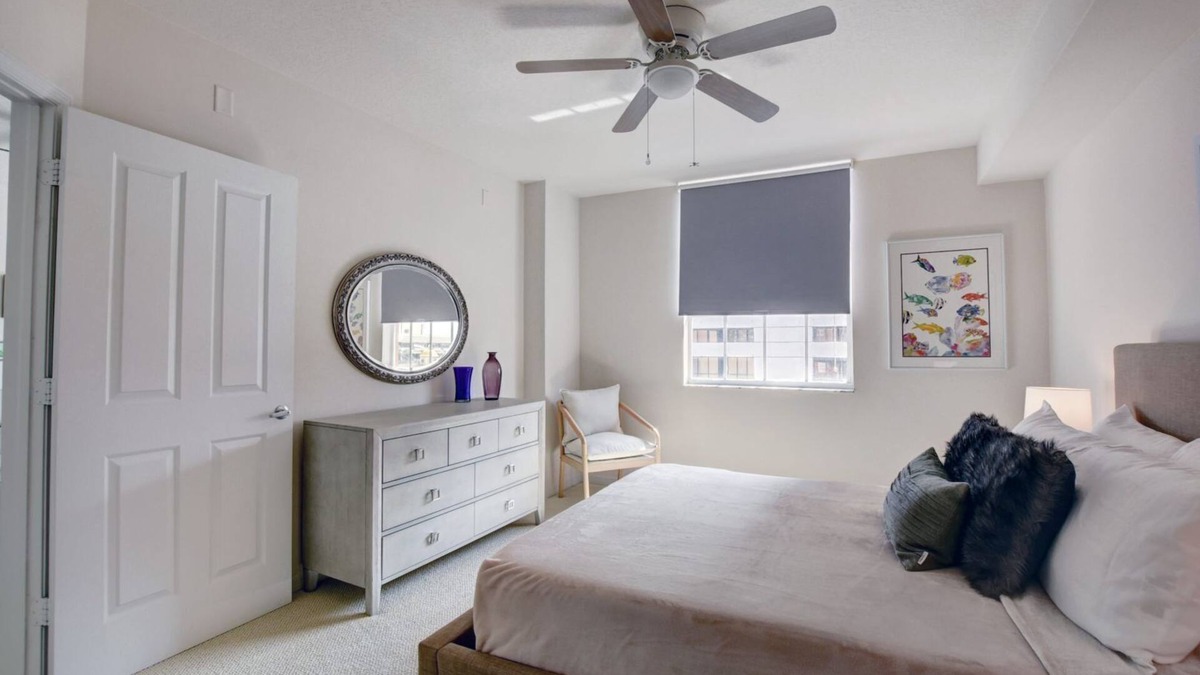 Downtown West Palm Beach Apartment | Downtown WPB 2 bedroom/2 bath Condo/Reserved Parking + Pool + Gym at The Prado
