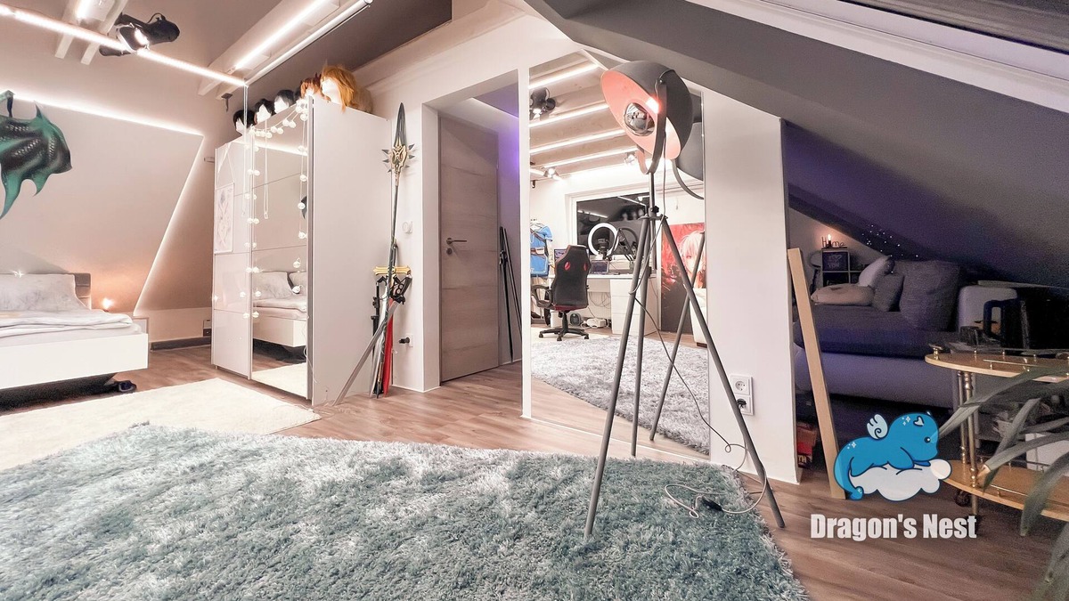 Schwaig bei Nuernberg Apartment | Dragon's Nest: Cozy & modern attic loft Nuremberg /With whirlpool & air conditioning